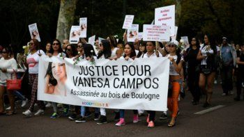 Revista francesa condenada por publicar foto del cadáver de una prostituta trans
