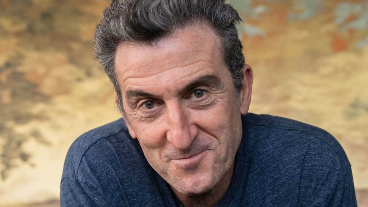 El actor Luis Zahera interpreta a Saúl en la película de comedia romántica de Netflix.