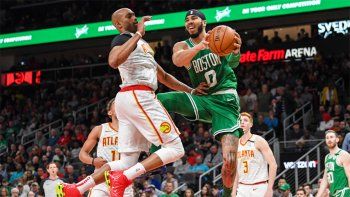 Boston Celtics superó a Atlanta Hawks y sigue tercero en el Este