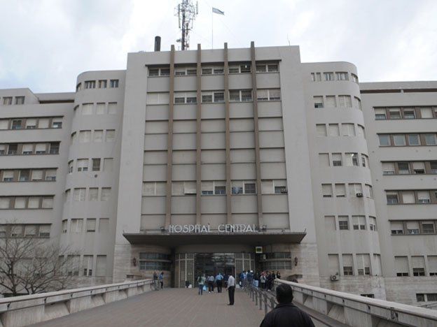 El Hospital Central busca capacitar a médicos de ambulancias para mejorar la atención en los casos de infartos
