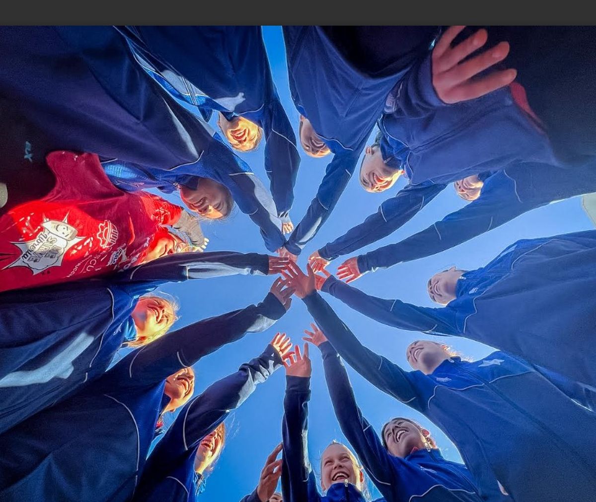 Emoción y felicidad en las chicas del Atlético Argentino. Emoción y felicidad en las chicas del Atlético Argentino.