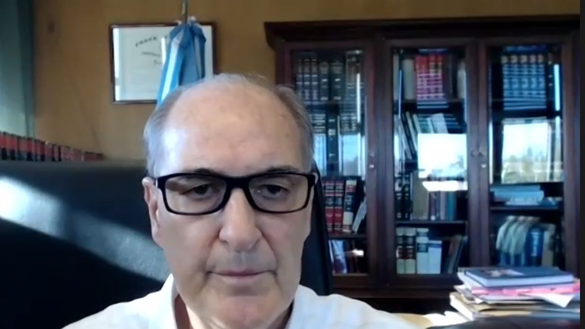 Alfredo Porras integró la Cámara Federal de Apelaciones de Mendoza. En dictadura, cuando nació su hija estaba detenido y lo llevaron a ver su hija recién nacida con ametralladoras en la cabeza. (Foto-Gentileza Juicios Mendoza)