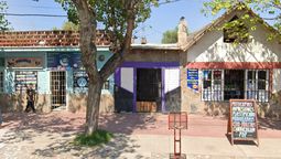 Frente de la pequeña vivienda de Independencia 2538 que sufrió un incendio en Las Heras
