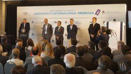 Macri llegó a Mendoza para la reinauguración del aeropuerto