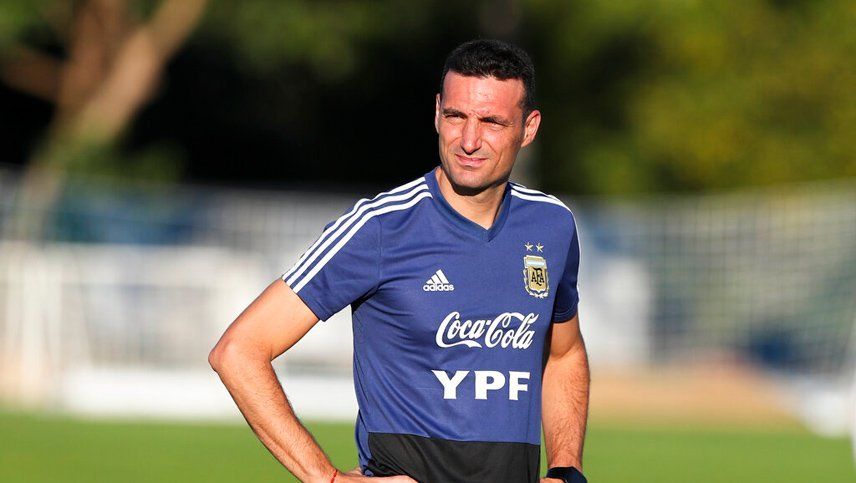 Lionel Scaloni seguirá hasta fin de año
