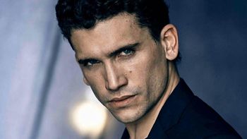 Jaime Lorente arrasa con esta serie española de época de solo 5 capítulos y es un exitazo