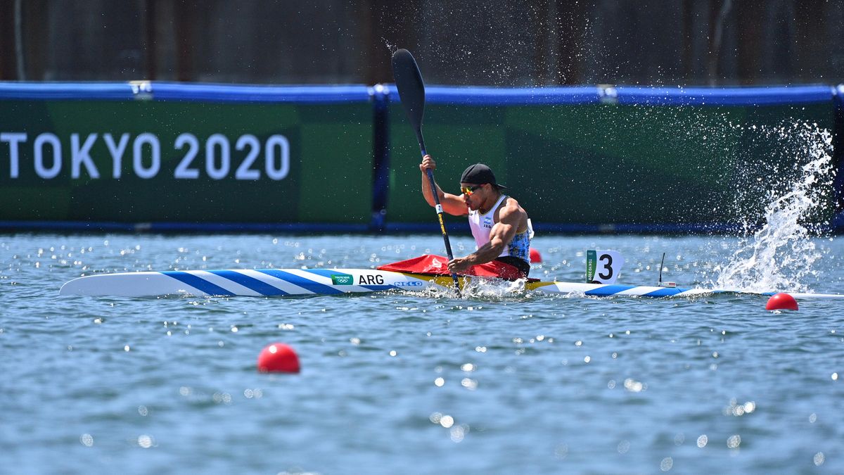 Rubén Rézola accedió a las semifinales de canotaje