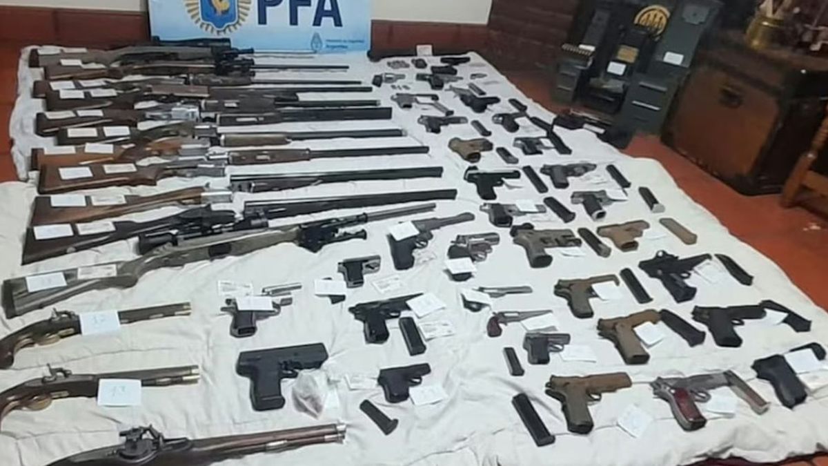 Armas como las de esta imagen fueron incautadas en los allanamientos. Armas como las de esta imagen fueron incautadas en los allanamientos.