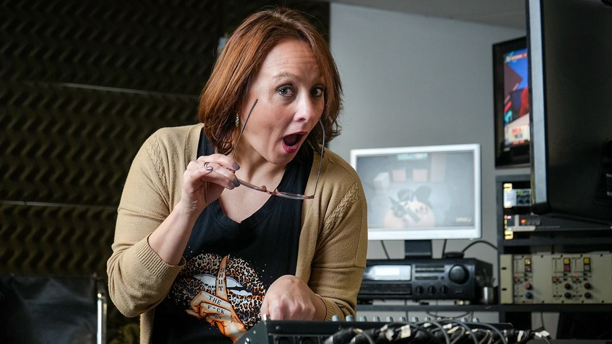 Patricia Amico no concibe la vida sin humor. Sus ocurrencias al aire son festejadas por los oyentes de Radio Nihuil. Patricia Amico no concibe la vida sin humor. Sus ocurrencias al aire son festejadas por los oyentes de Radio Nihuil.