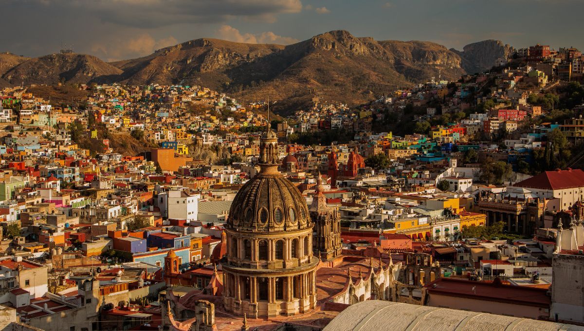 Primer asentamiento en América Latina