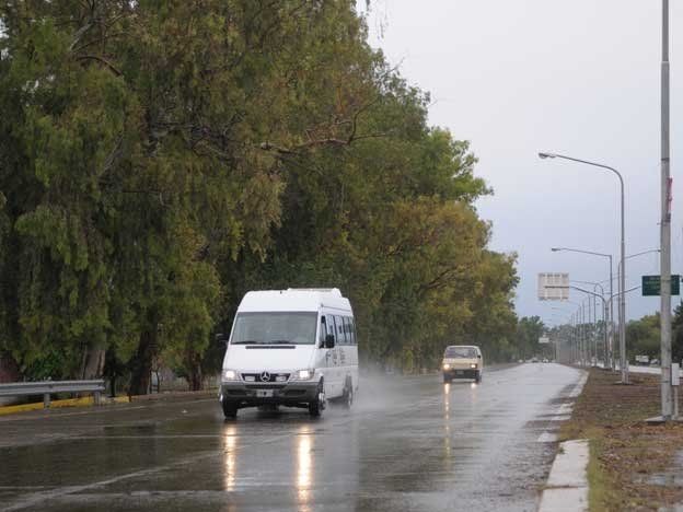 La lluvia afectó 1280 viviendas en el Gran Mendoza y obligó a evacuar a 140 personas