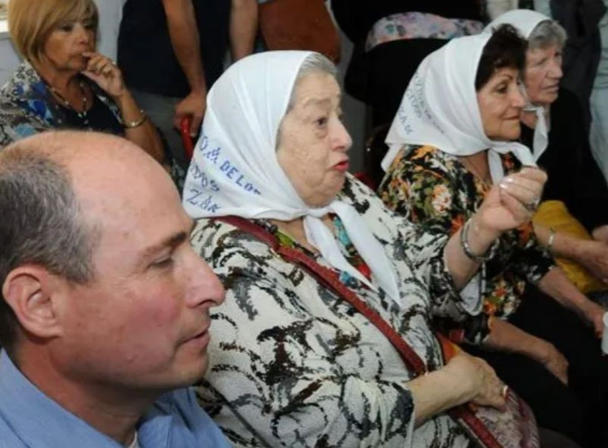 2015. Hebe de Bonafini en Mendoza. Aquí junto a la referente de Madres en Mendoza, María de Domínguez.
