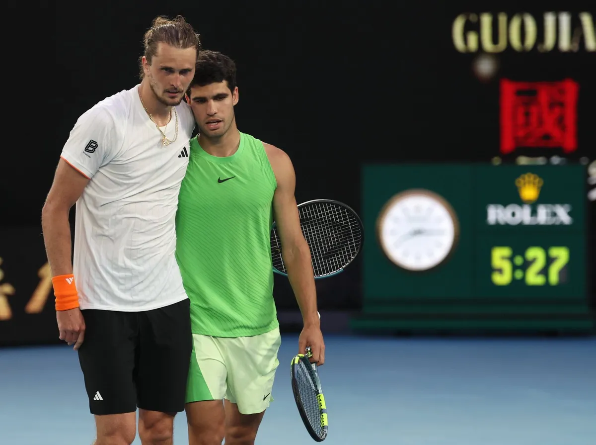Carlos Alcaraz y Alexander Zverev dieron una clase magistral de tenis en la semifinal del Abierto de Australia.&nbsp;