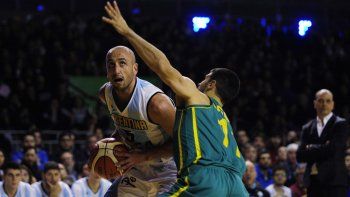 Argentina dejó pasar su momento y perdió por uno ante Australia