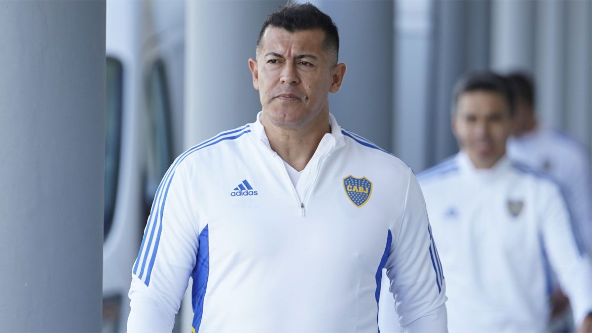 El DT Jorge Almirón ya disputó su primera práctica con Boca, su nuevo equipo.