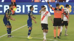 Lo mataron mientras veía River- Rosario Central en el sillón de su casa