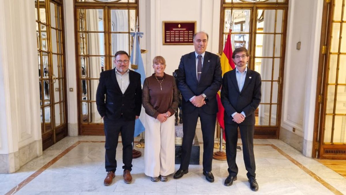 Patricia Gim&eacute;nez, titular del Pro Mendoza, en una misi&oacute;n junto con bodegas mendocinas en Espa&ntilde;a.