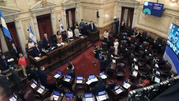 Los sueldos de legisladores nacionales seguirán congelados