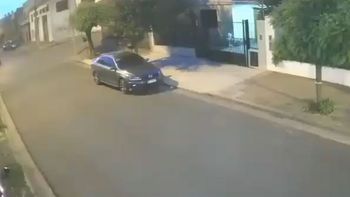 Video sensible e indignante: ladrones asaltaron una carnicería y terminaron matando a una chica en la huida Video sensible e indignante: ladrones asaltaron una carnicería y terminaron matando a una chica en la huida