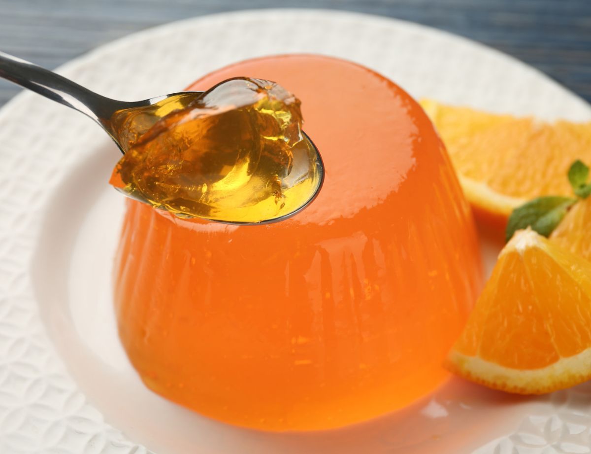 La gelatina es una parte fundamental de las mermeladas, los helados, algunos&nbsp;yogures, dulces gomosos, los malvaviscos y algunos tipos de salsas.