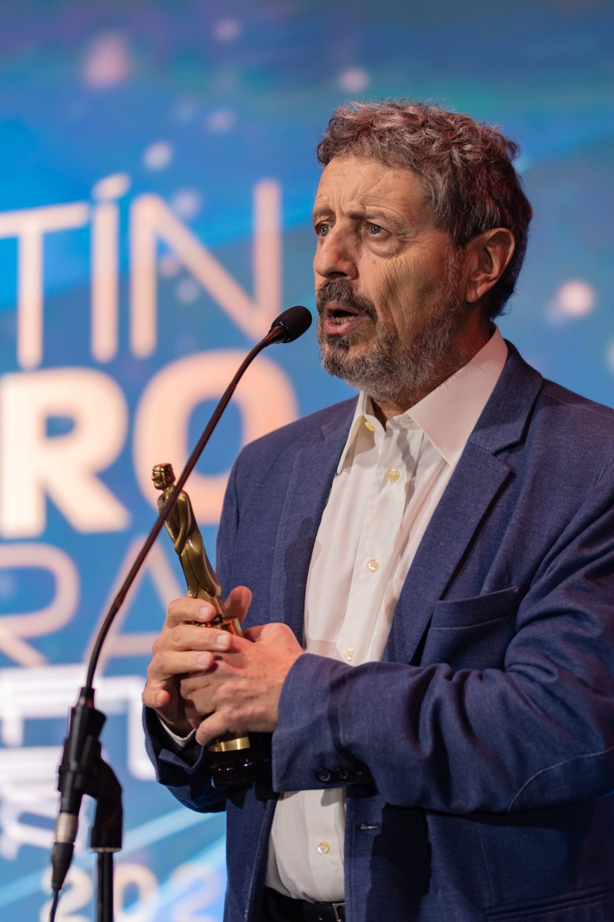 Andrés Gabrielli con el Martín Fierro Federal por Andrés Gabrielli con el Martín Fierro Federal por