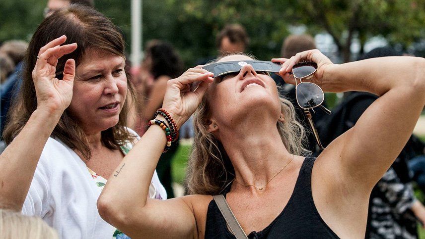 Máxima expectativa por el eclipse solar total que se dará en agosto de 2026. Foto: archivo Máxima expectativa por el eclipse solar total que se dará en agosto de 2026. Foto: archivo