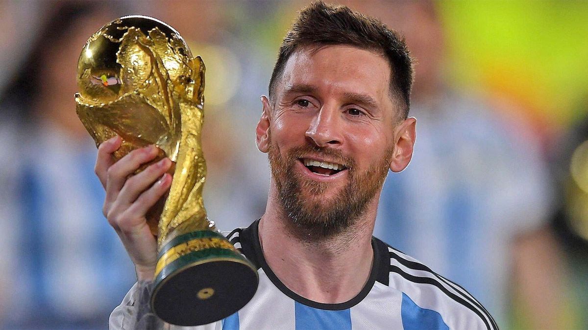 Lionel Messi cantó eufórico con toda la Selección argentina.