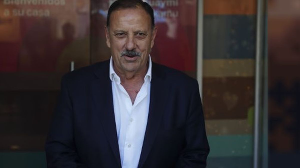 Ricardo Quintela, gobernador de La Rioja. Ricardo Quintela, gobernador de La Rioja.