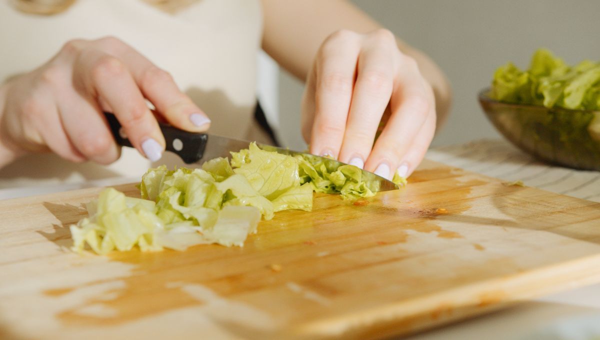 La lechuga se oxida por la forma en cómo la manipulamos