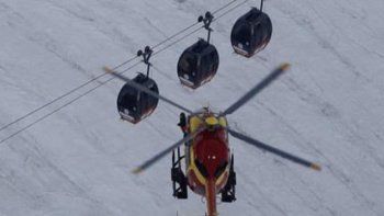 Rescataron a las 33 personas atrapadas en el teleférico del Mont Blanc