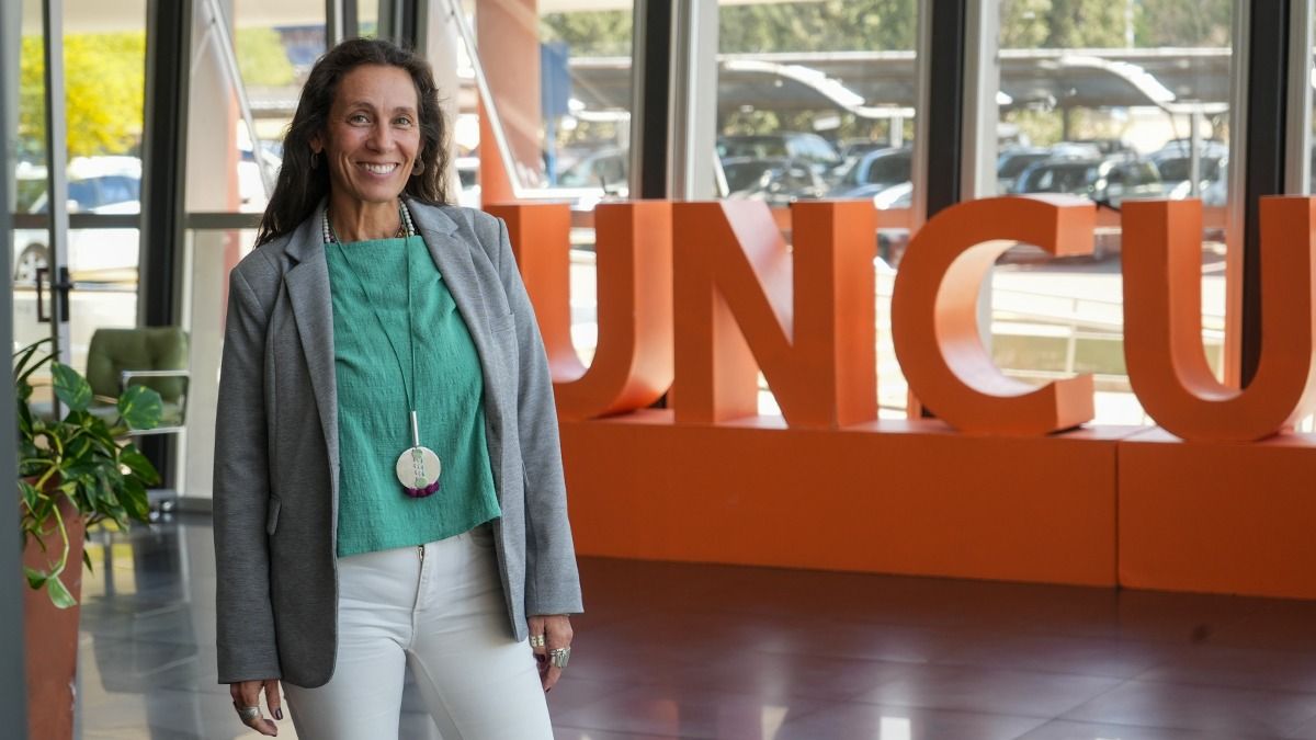 La universidad con sede en Mendoza ganó dos premios internacionales por sus proyectos relacionados al medio ambiente y el reciclado. La universidad con sede en Mendoza ganó dos premios internacionales por sus proyectos relacionados al medio ambiente y el reciclado.