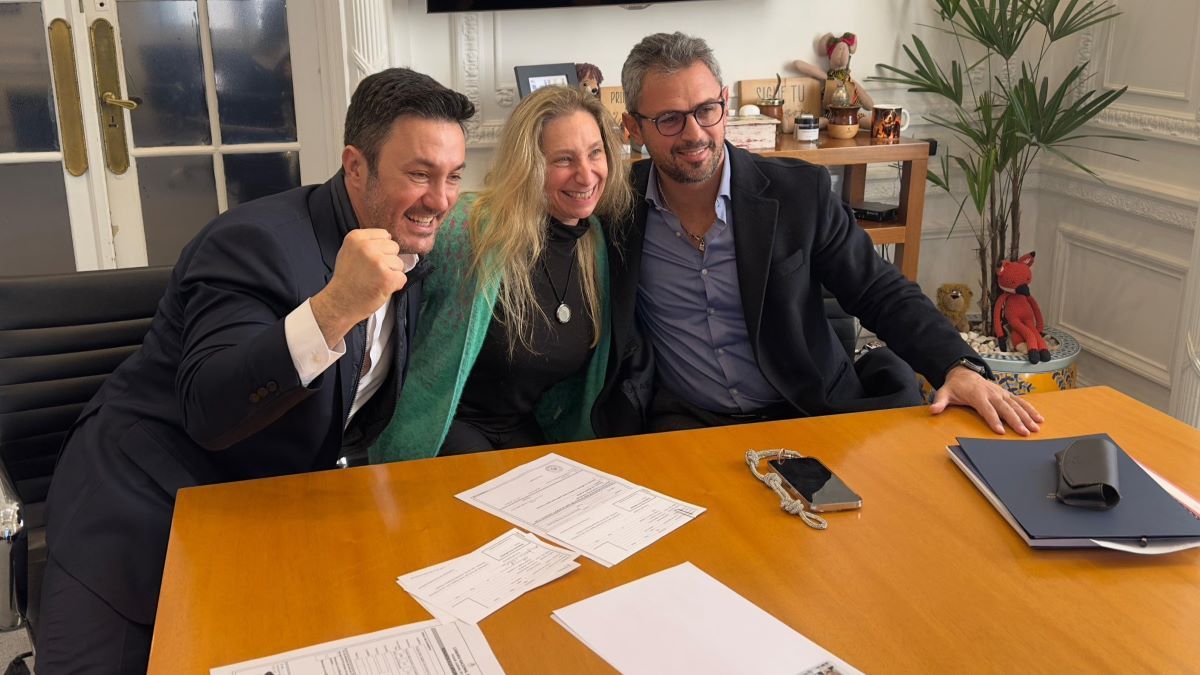 Petri ya es afiliado a LLA. Festejó con Karina Milei y Martín Menem. Petri ya es afiliado a LLA. Festejó con Karina Milei y Martín Menem.