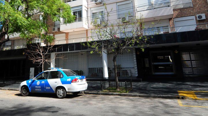 Ametrallan la vivienda del secretario de Newells y a su custodia