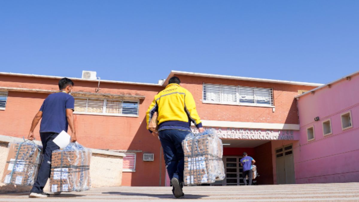 Son 35.405.013 los argentinos que podrán ejercer su derecho al voto en las elecciones presidenciales de este domingo. Son 35.405.013 los argentinos que podrán ejercer su derecho al voto en las elecciones presidenciales de este domingo.