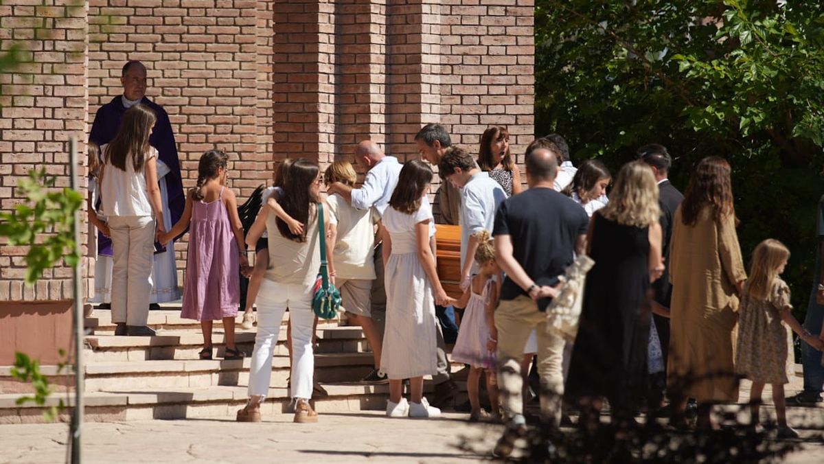 Los restos de la pareja de Rito Irañeta y Andrea Raganato llegaron a Mendoza el martes en la noche, luego de los trámites de repatriación realizados en Chile. Los restos de la pareja de Rito Irañeta y Andrea Raganato llegaron a Mendoza el martes en la noche, luego de los trámites de repatriación realizados en Chile.