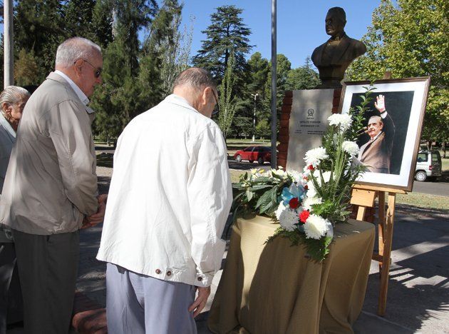 El radicalismo recordó la figura de Raúl Alfonsín en un nuevo aniversario de su fallecimiento
