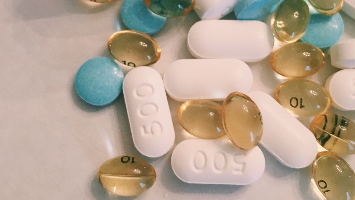 Incluso los medicamentos de industria nacional incluyen componentes que vienen de afuera, de modo que también los afecta el aumento de la divisa estadounidense.