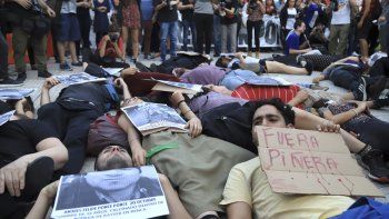 La izquierda quiere que Argentina rompa relaciones con la gestión de Piñera