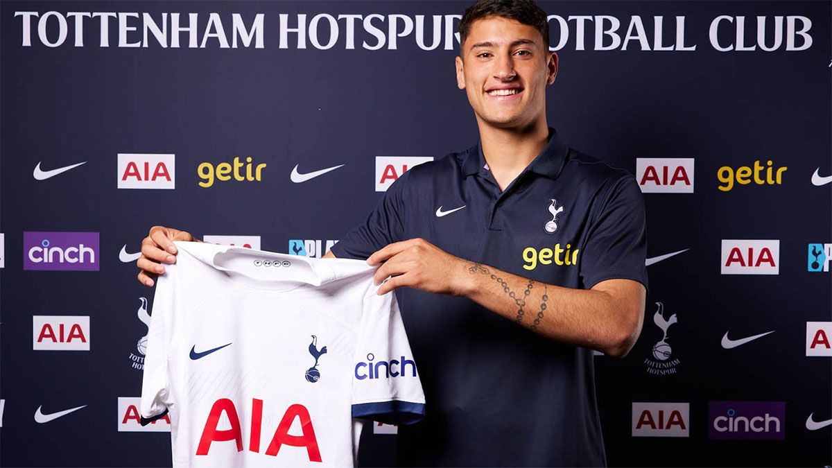Alejo Véliz se sumó al Tottenham.