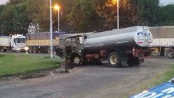 Un camionero atropelló y mató a un manifestante en un piquete