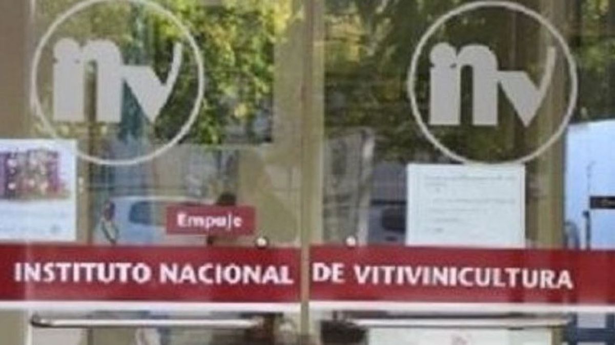 El gobierno nacional anunció la reestructuración del Instituto Nacional de Vitivinicultura, con sede principal en Mendoza. El gobierno nacional anunció la reestructuración del Instituto Nacional de Vitivinicultura, con sede principal en Mendoza.