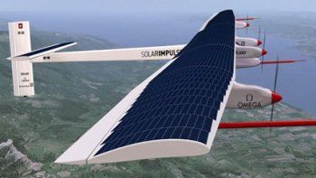 Un avión solar planea dar la vuelta al mundo