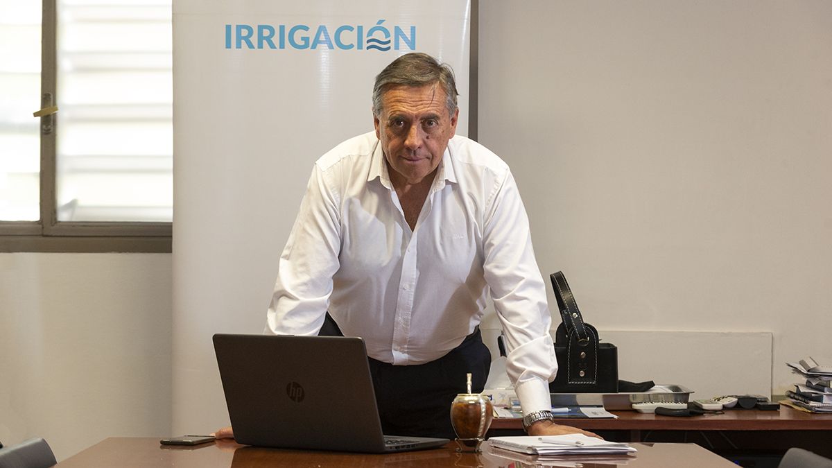 Marinelli insiste en que la única forma de conseguir eficiencia en el uso del agua es coordinando tareas entre distintos sectores.