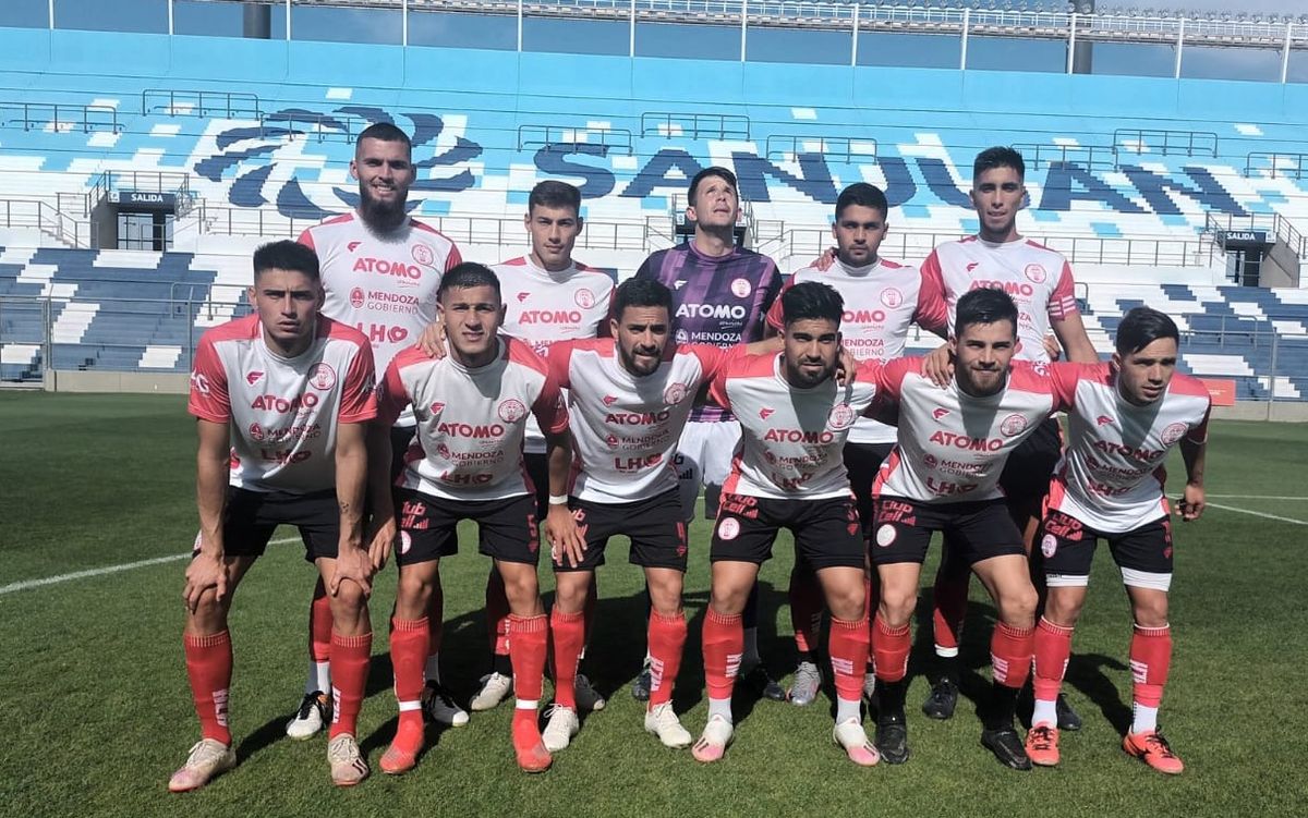 Huracán Las Heras perdió en San Juan ante Peñarol