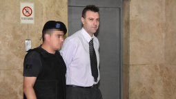 Condenaron a diez años de prisión al médico del Central