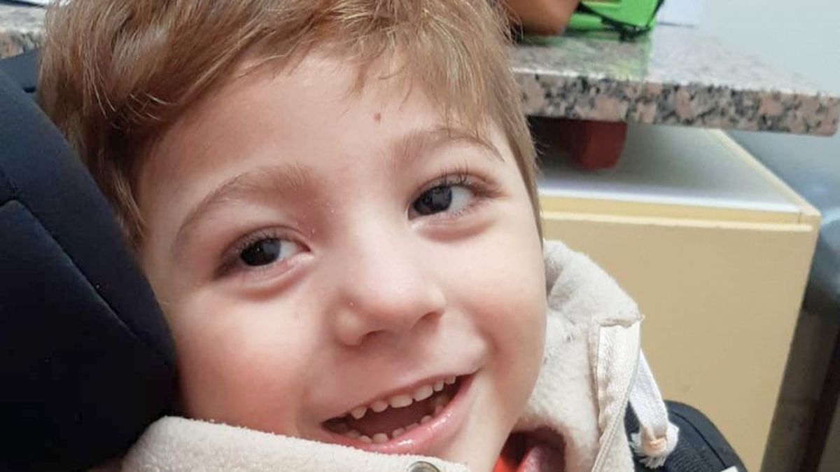 La familia de Lautaro inició una campaña solidaria, pero falta mucho para llegar a la suma que le permita viajar a México.