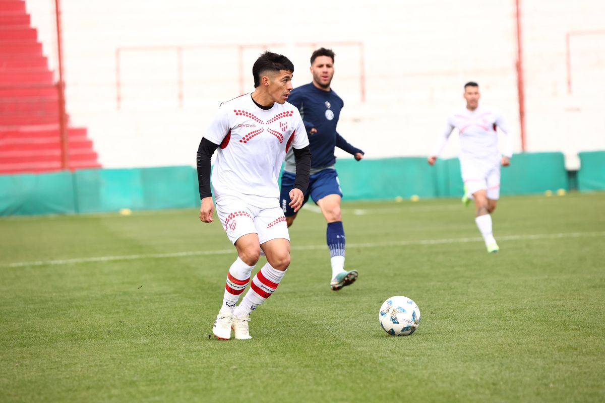 Independiente Rivadavia cayó en los dos amistosos que jugó frente a Instituto, en Córdoba. Independiente Rivadavia cayó en los dos amistosos que jugó frente a Instituto, en Córdoba.