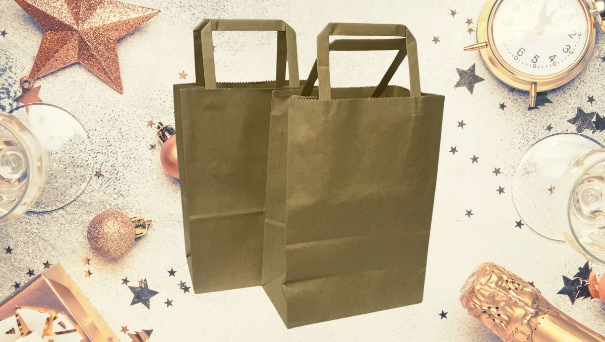 Recicla una bolsa de papel madera y crea hermosos regalos para Año Nuevo