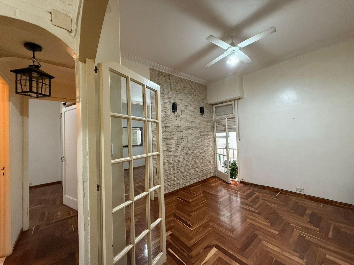 Este es uno de los departamentos más destacados en zona de Recoleta, Buenos Aires. Este es uno de los departamentos más destacados en zona de Recoleta, Buenos Aires.