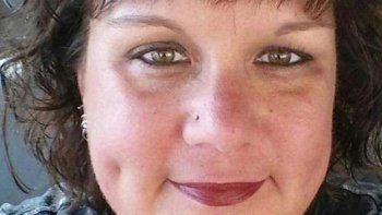 Una mujer recién casada murió en un accidente de moto camino a la fiesta